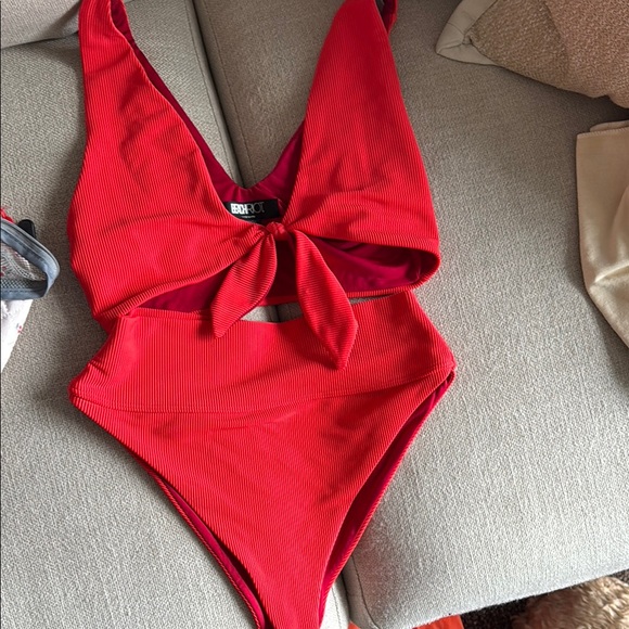 Beach Riot Red Tie-Front Ribbed Bikini Top - Picture 3 of 3